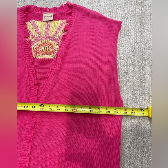 NUDE 100% Cotton relaxed fit sweater vest. - Picture 6 of 9